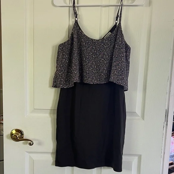 American Eagle Floral Gray Dress - Picture 1 of 5
